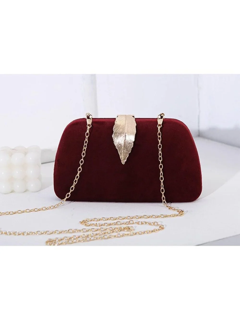 👜Women's Red Banquet Bag Dinner Elegant Clutch With Metallic Leaves Clasp